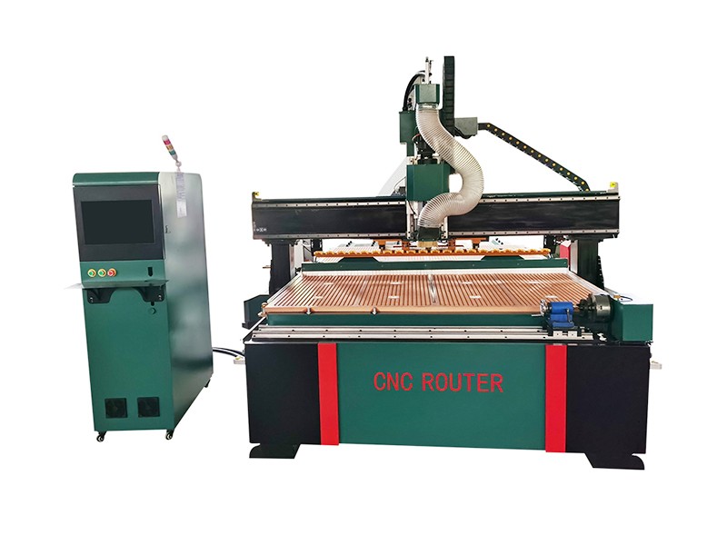 LD-2025直排換刀加旋轉(zhuǎn)軸開料機